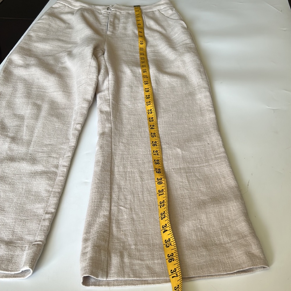 Mod Ref Linen Capri Pants - Picture 10 of 16